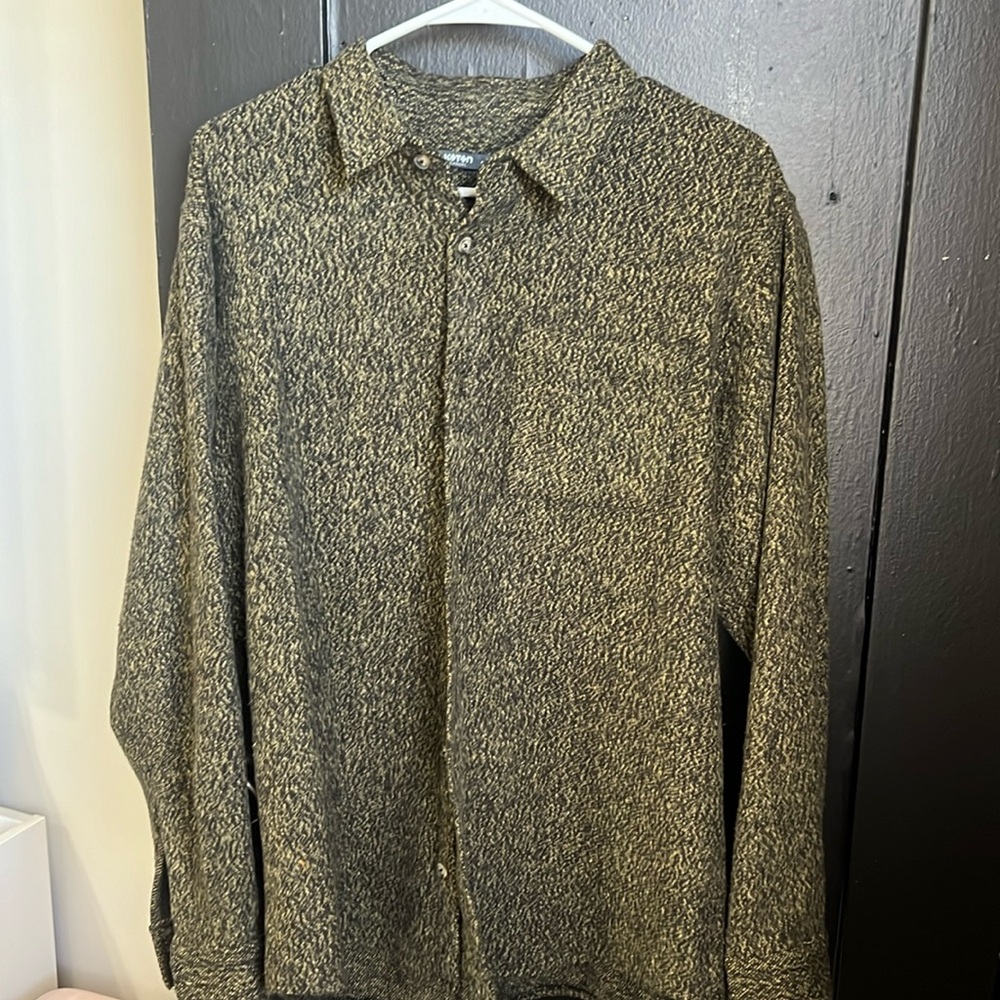 Casual long sleeve flannel